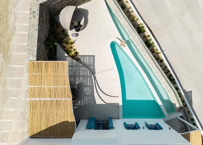 Aura Paros 4* Náusza