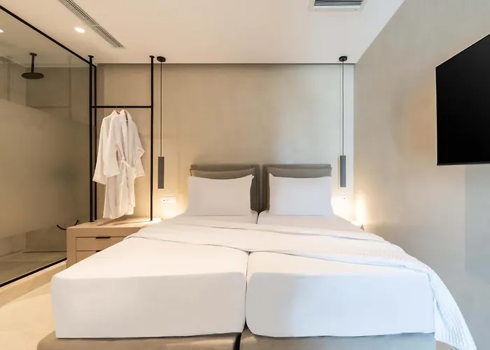 Aura Paros Szálloda Náusza