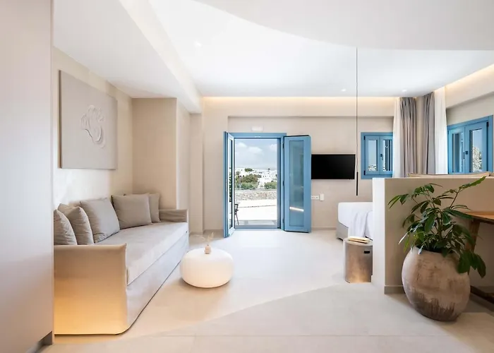 Aura Paros Szálloda 4*