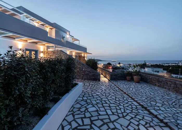 Aura Paros 4* Náusza