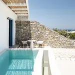 Aura Paros Náusza