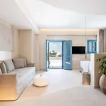 Aura Paros Szálloda 4*
