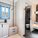 Aura Paros Szálloda 4*