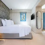 Aura Paros 4* Náusza