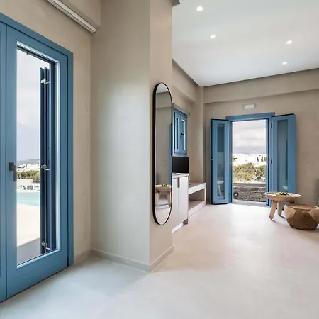 Aura Paros Naousa (Paros)