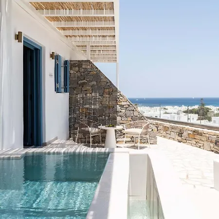 Aura Paros 4* ナウサ