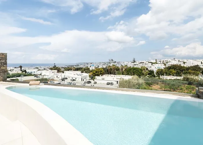Aura Paros 4*