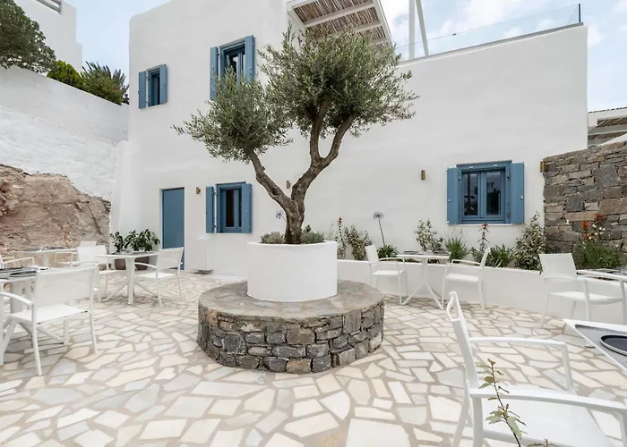 Aura Paros Naousa