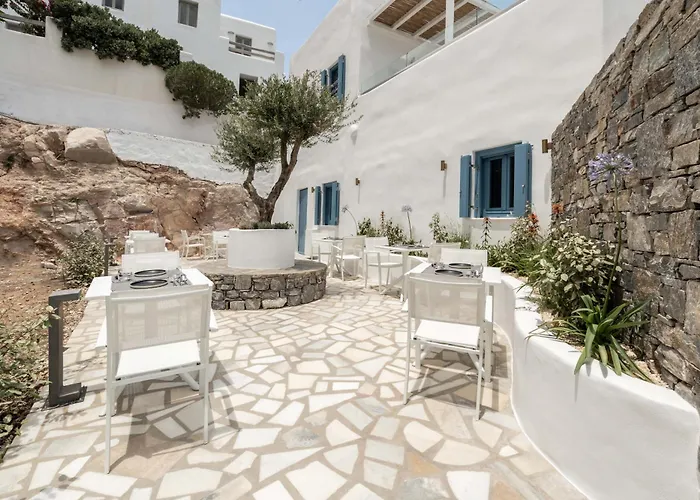 ホテル Aura Paros ナウサ