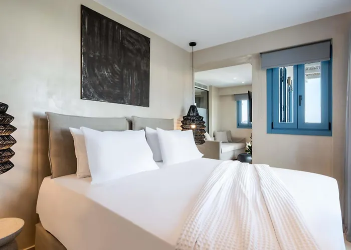 Aura Paros 4* Naousa